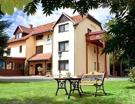 Garni-Hotel Kranich Potsdam Buitenkant foto